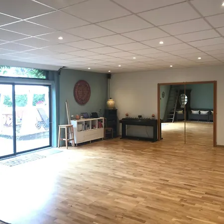 40 Le Bourg * Saint-Ciers-de-Canesse