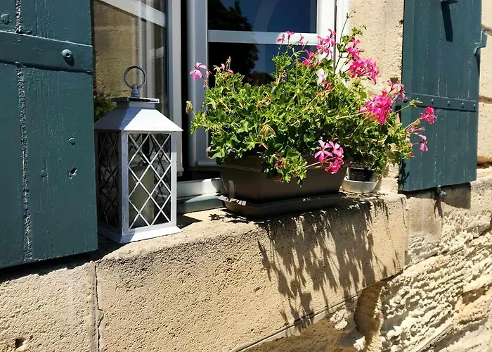 40 Le Bourg 3* Saint-Ciers-de-Canesse